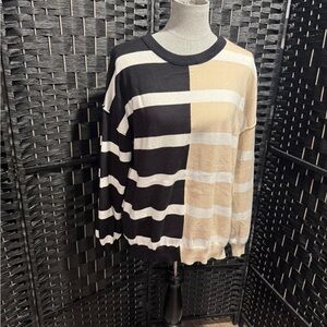 Zeagoo Striped Black and Tan Striped Sweater. Sz L. roomy and super soft